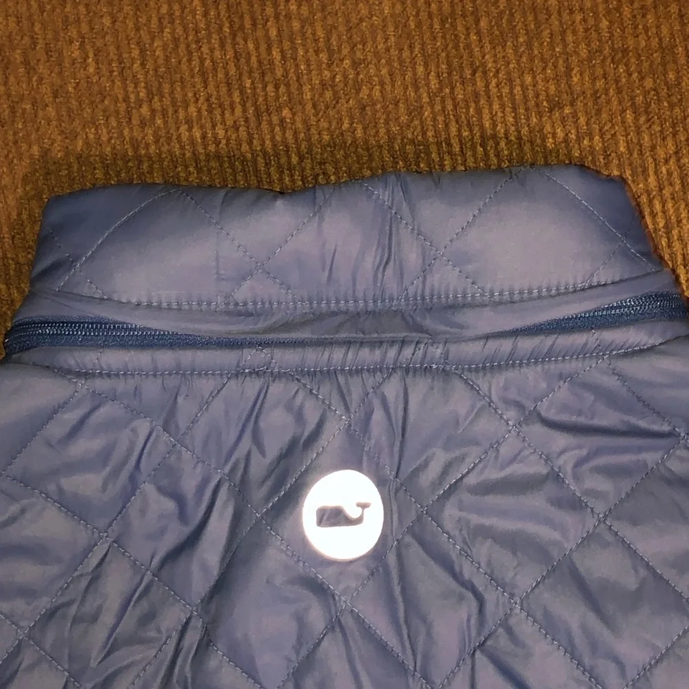 Vineyard Vines I 3/4 Zip I Quilted Shoulder & Collar I Zipped-in Hoodie
